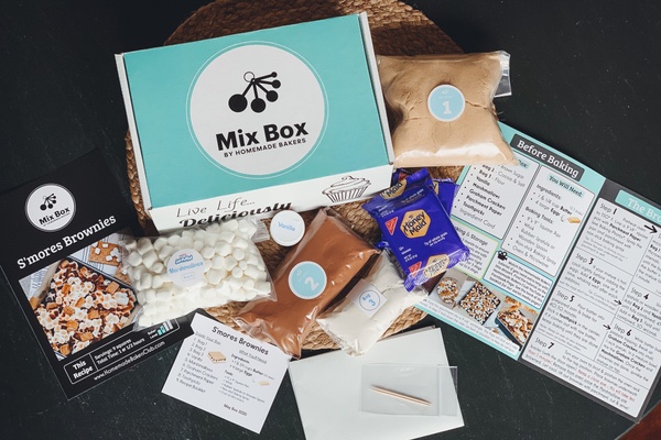 Mix Box by Homemade Bakers